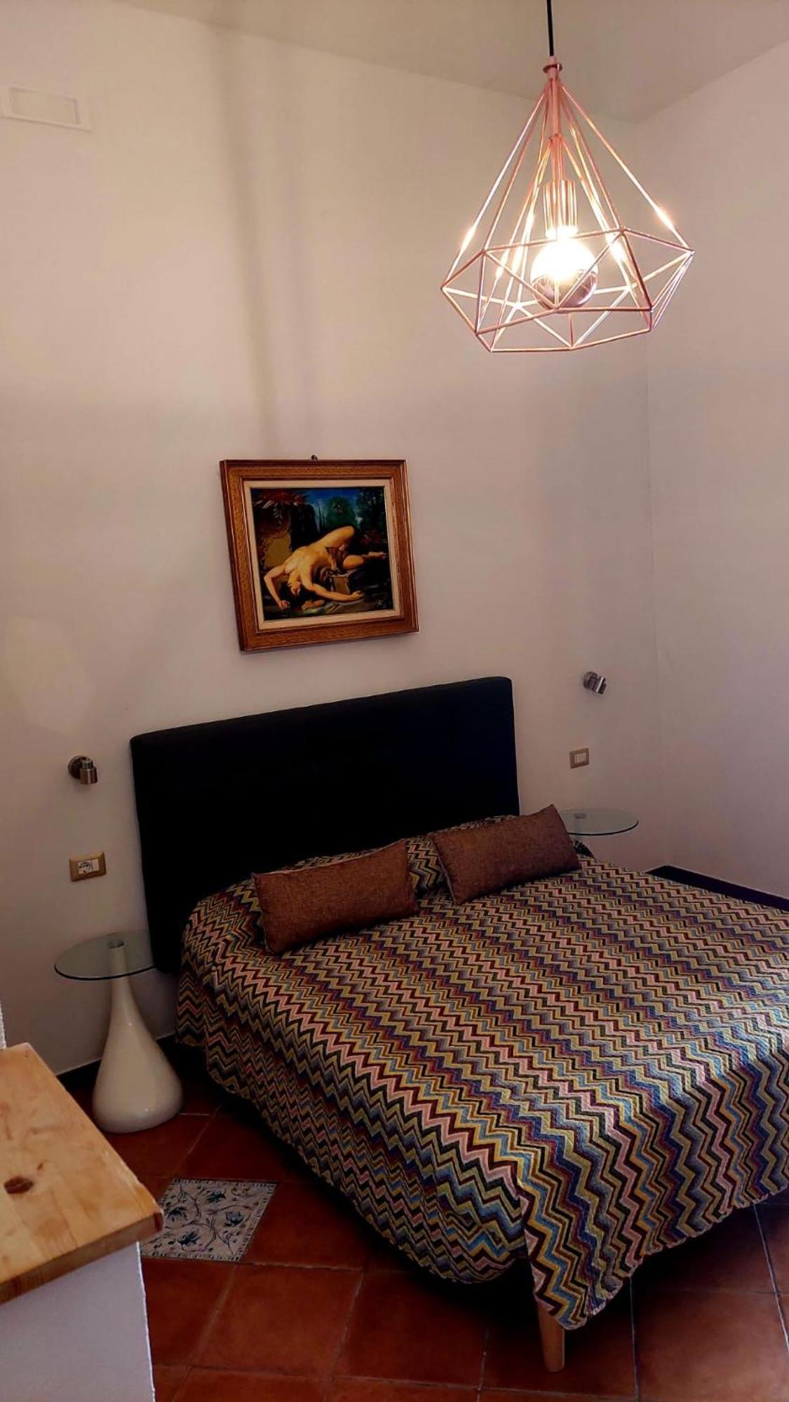 Bed and Breakfast Il Mirto E La Rosa Аренелла Екстер'єр фото
